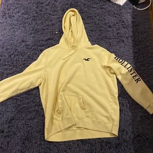 A nice yellow hoodie